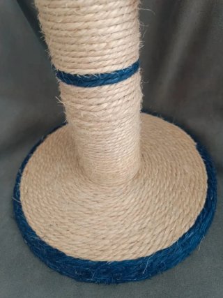 Rascador para gatos y gatitos con juguete