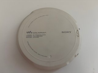 SONY CD WALKMAN D-EJ700 ROSA y BLANCO
