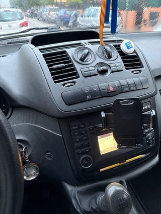 OPORTUNIDAD Mercedes Vito 9 plazas –Sin golpes –