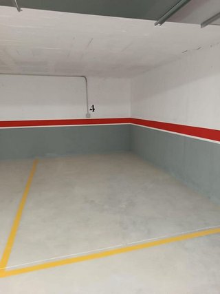 Garaje en venta en Benalúa en Alicante