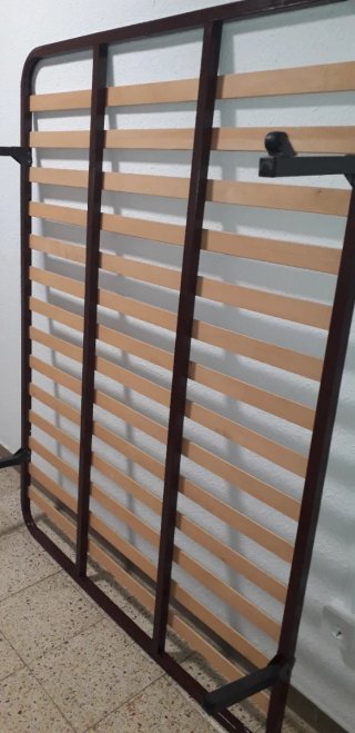 Somier metálico con lamas de madera
