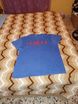 Camiseta estampada  Jordan hombre leer descripción