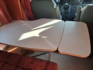 Autocaravana Chausson Flash 04
