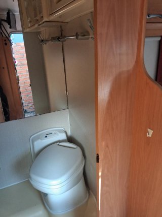 Autocaravana Chausson Flash 04