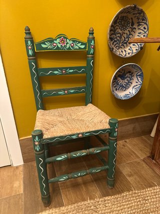 Silla Enea Sevilla pintada a mano -95cm apraproxim