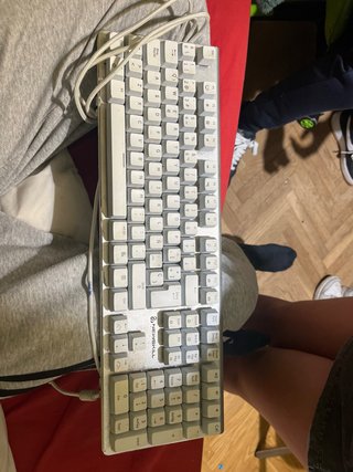 Teclado Gaming Newskill Blanco