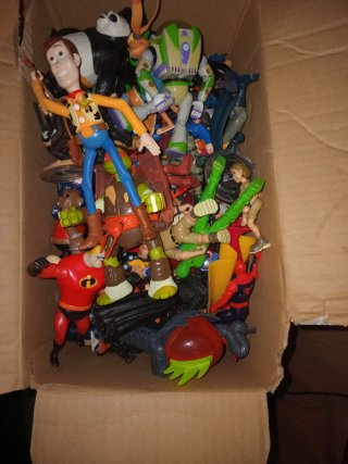 Lote Figuras Variadas: Pitufos, Disney, etc.