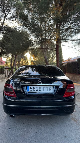 Mercedes-Benz Clase C220 cdi