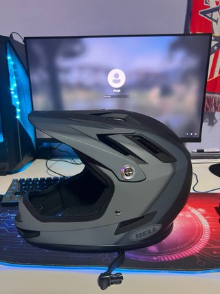 Casco Bell DH talla M-L €NO NEGOCIABLE
