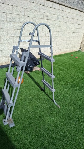 Escalera Piscina Bestway 1m