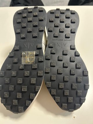 Zapatillas Armani Exchange grises y blancas
