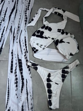 Conjunto Pantalón y Bikini Tie-Dye