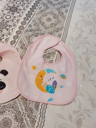Lote 2 Baberos Bebé Panda y Luna 0-3 meses