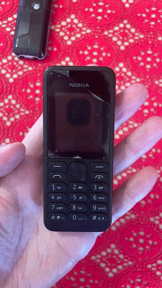 Confezione da 4 Telefoni Samsung e Nokia