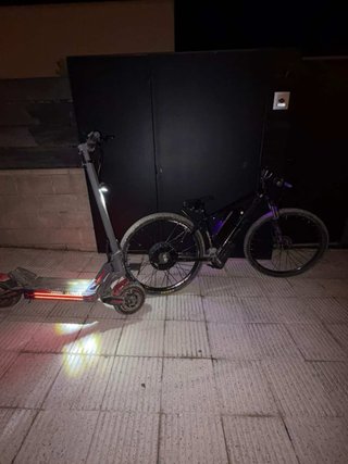 Bicicleta Eléctrica Negra