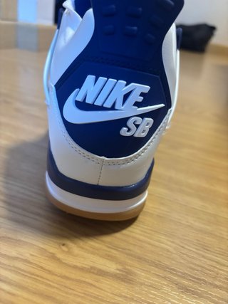 Nike SB x Air Jordan 4 Navy