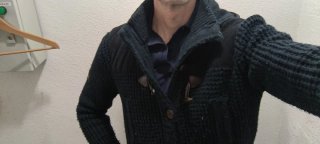 Chaqueta Etiem Javier Cañas Negra con Capucha