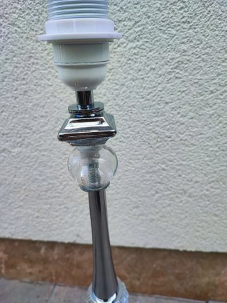 Pie de lámpara sobremesa cristal y metal