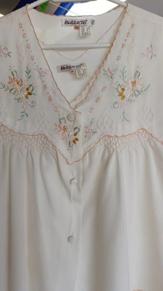 Conjunto camisón y bata