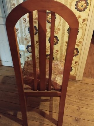 Mesa de comedor con 5 sillas