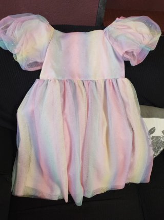 Vestido arcoíris 8-9 años