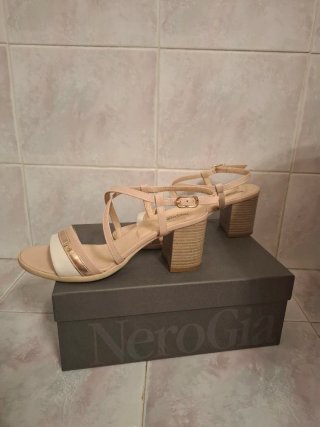 Sandali NeroGiardini Pelle 39 Nude/Bianco