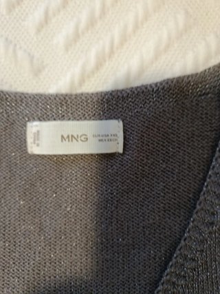Top Mango punto gris