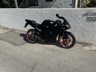Yamaha TZR 50 Negra