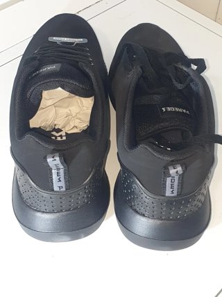 Zapatillas Paredes Hostel Negras Talla 42