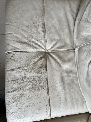 Sofá chaise longue de piel beige