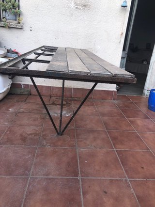 Estructura voladiza de hierro