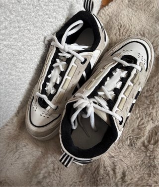 Zapatillas adidas Adi2000w
