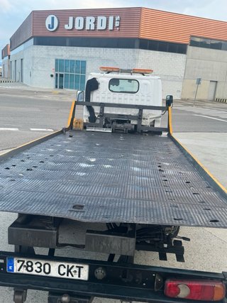 Nissan Cabstar 2004