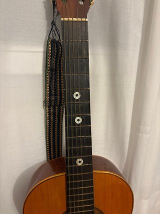 Guitarra “Admira” Acústica Marrón y funda