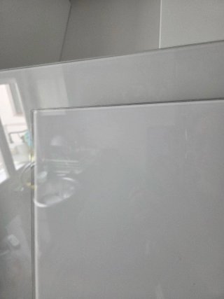 Campana extractora de cocina blanca