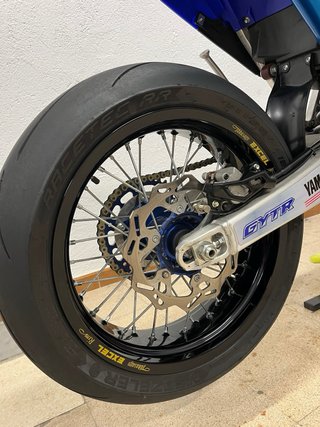 YAMAHA YZE 125 SUPERMOTO