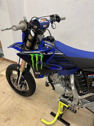 YAMAHA YZE 125 SUPERMOTO