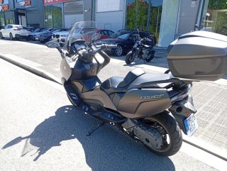 BMW C 650 GT Maxi Scooter beige-marron..