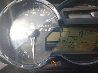 BMW C 650 GT Maxi Scooter beige-marron..