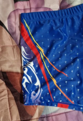 Costume uomo blu e rosso