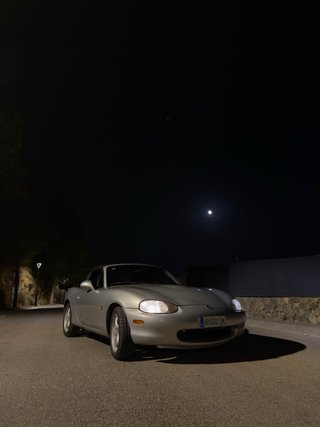 Mazda MX-5 1.8 (1999)
