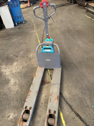 Transpaleta Eléctrica