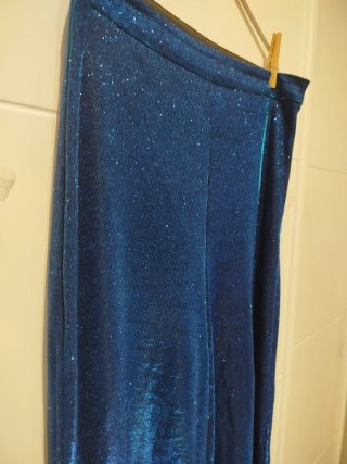 Pantalones brillantes azules