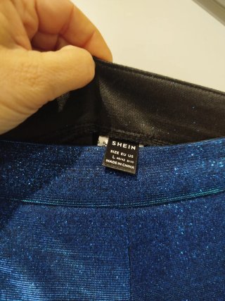 Pantalones brillantes azules