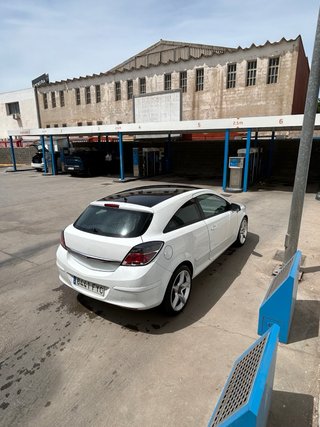 Opel Astra GTC 2007