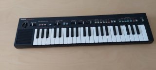 Portasound Yamaha PS-400