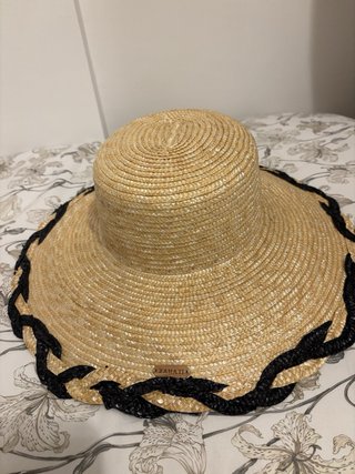 Pamela Zahati Beige y Negro Nueva con Etiqueta