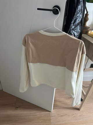 Sudadera Zara Beige y Blanca Talla M