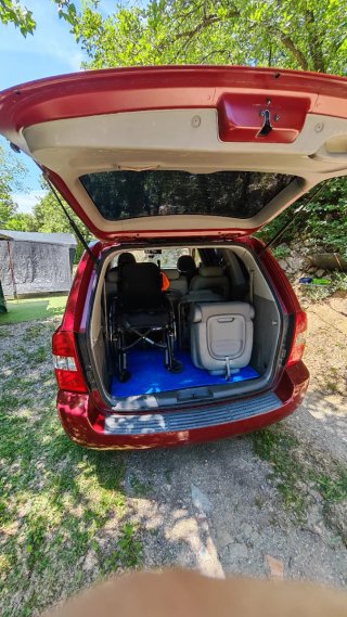 KIA Carnival 2009