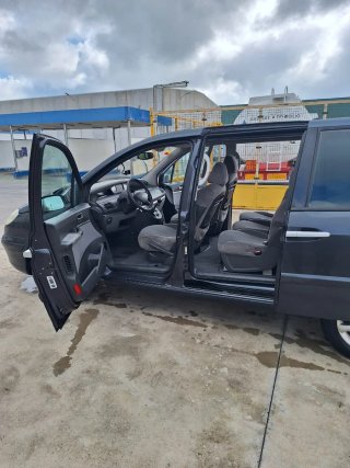 Peugeot 807 2006